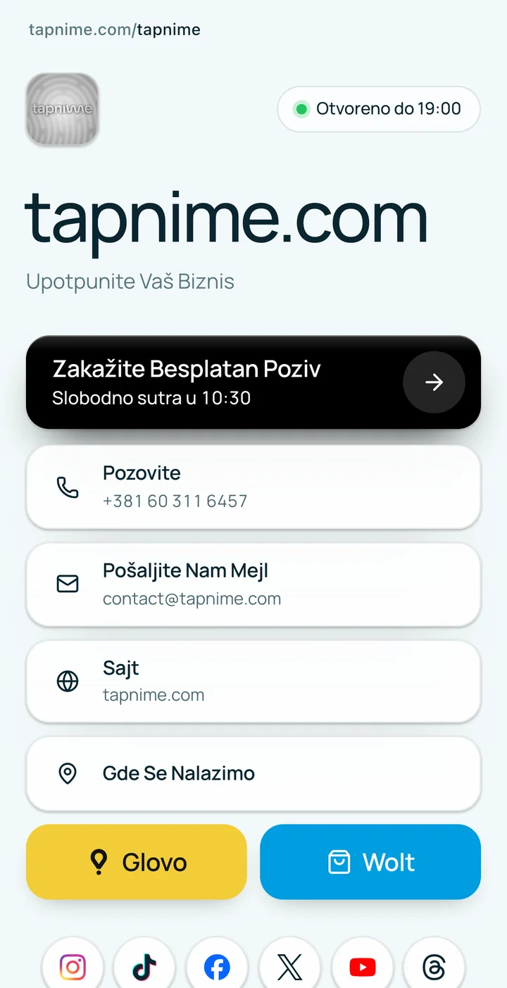 Stranica tapnime.com/tapnime na telefonu: „Otvoreno do 19:00”, glavno dugme „Zakažite Besplatan Poziv” sa prvim slobodnim vremenom, pa redovi za poziv, mejl, sajt i „Gde Se Nalazimo”, Glovo i Wolt i ikonice društvenih mreža.